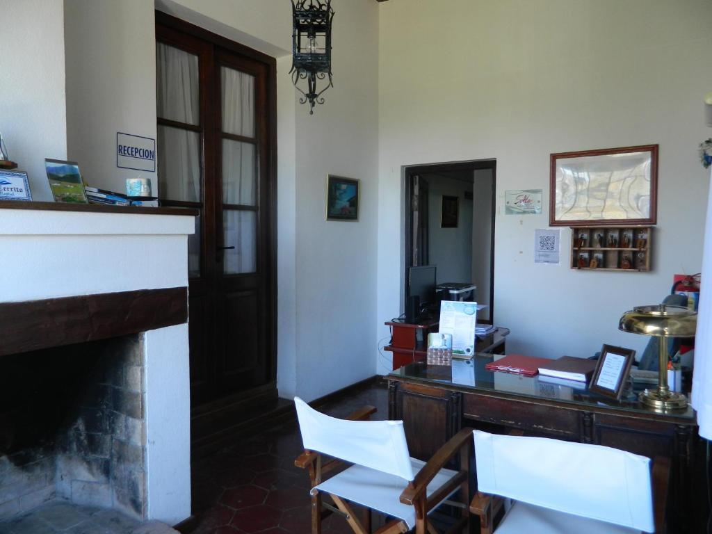 סן לורנצו Hostal El Cerrito San Lorenzo מראה חיצוני תמונה